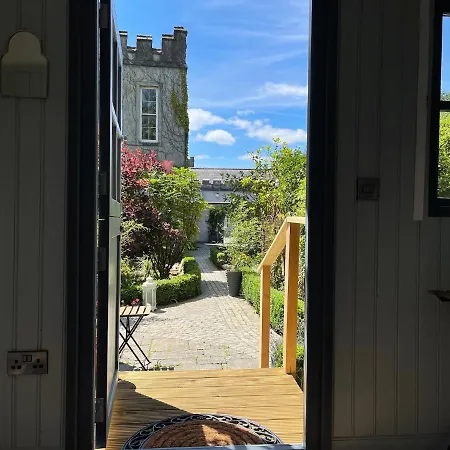 Holly Hut Shepherds Hut Jenkinstown Park