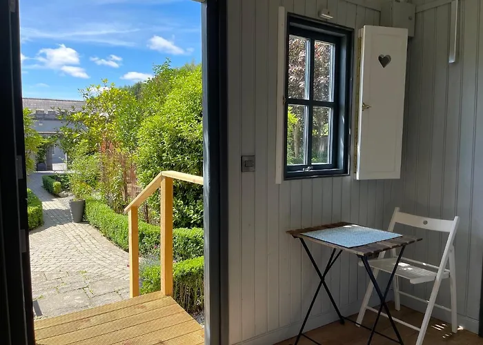 Holly Hut Shepherds Hut Jenkinstown Park